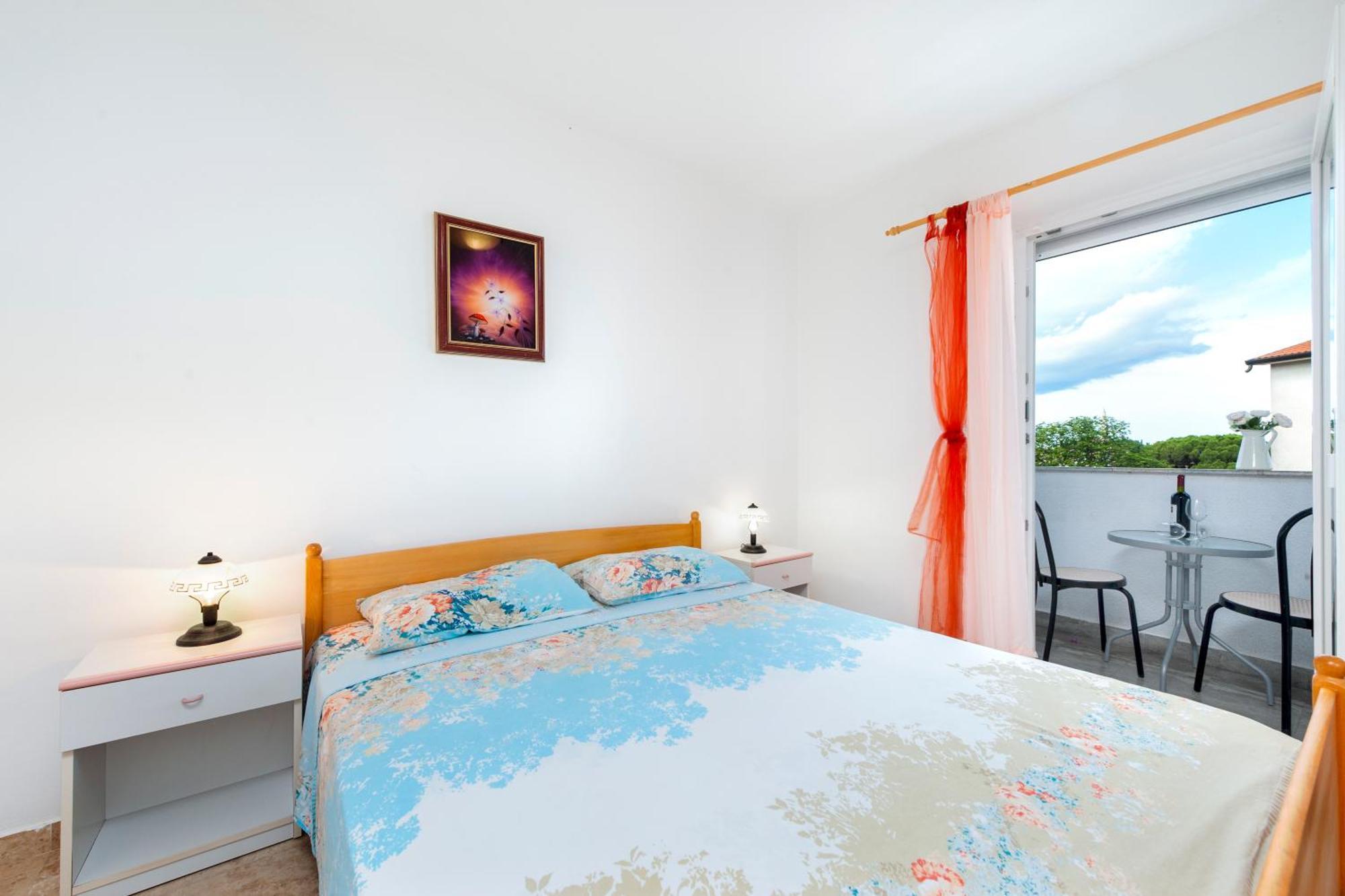 Luna Tsuki Two Aparthotel Rovinj Kültér fotó