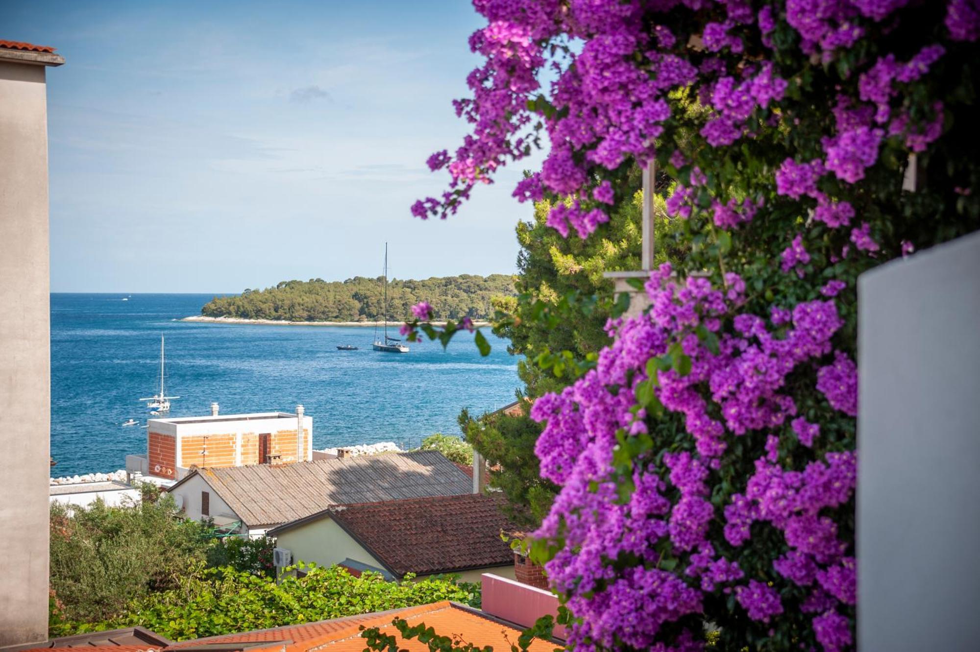 Luna Tsuki Two Aparthotel Rovinj Kültér fotó