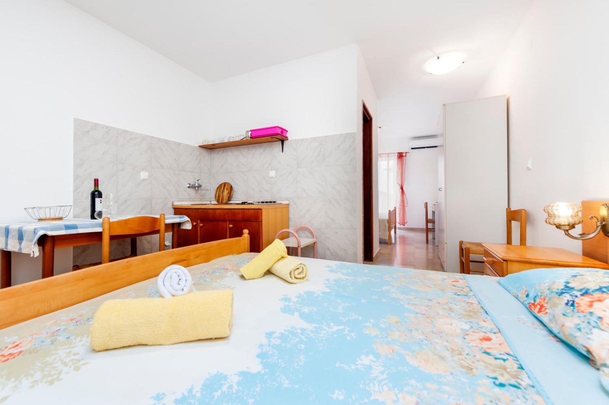 Luna Tsuki Two Aparthotel Rovinj Kültér fotó